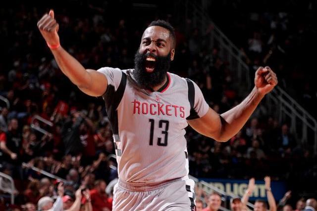 沙滩运动凭什么吸引人？听听亚沙会两位中国旗手怎么说沙滩运动凭什么吸引人？听听亚沙会两位中国旗手怎么说